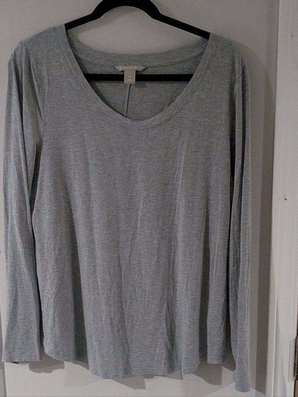 Banana Republic Gray Scoop Neck Long-Sleeve Top